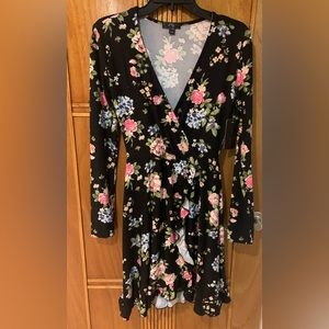 Women Floral Dress Size Small New